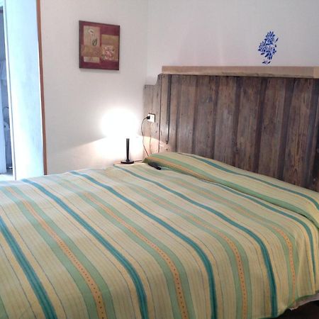 Albergo Vittoria Tiarno di Sopra Экстерьер фото